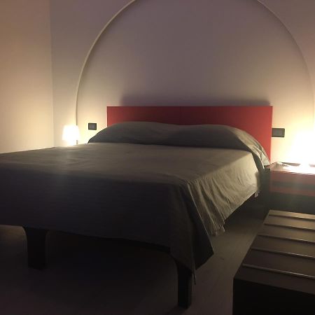 菲奥里迪拉瓦住宿加早餐旅馆 尼科洛西 外观 照片